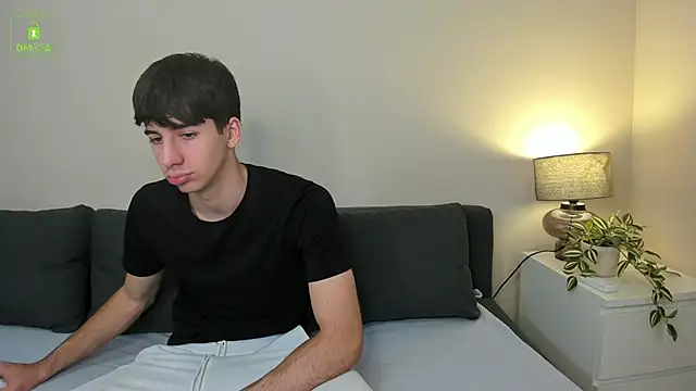 Snapshot of Quentin_Blake chatting on November 2025 06:27:01 AM Quentin Blake online show from November 2025 06:27:01 AM