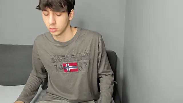 Snapshot of Quentin_Blake chatting on December 2025 06:44:02 AM Quentin Blake online show from December 2025 06:44:02 AM