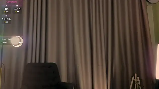 Snapshot of HoneyBroownie chatting on April 2026 09:39:01 PM HoneyBroownie online show from April 2026 09:39:01 PM