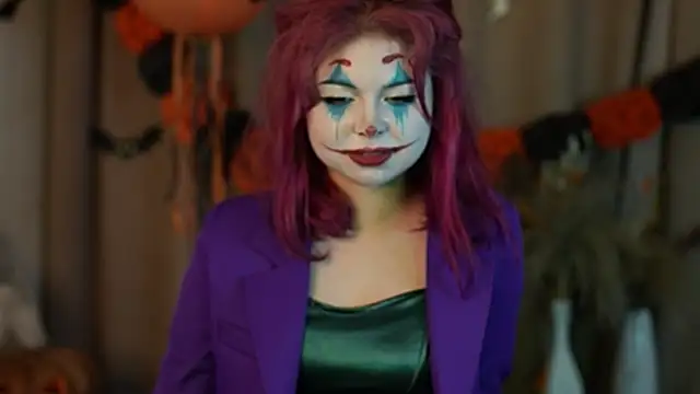 Stella Vanila online show from October 2025 11:17:01 PM