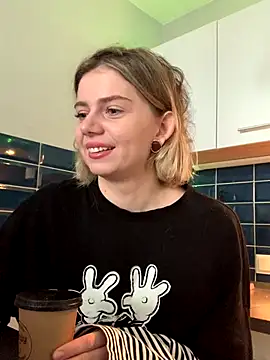 Rainbow W online show from September 2025 10:09:02 AM