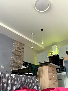 Rainbow W online show from October 2025 10:56:01 AM