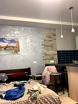 Rainbow W online show from October 2025 02:06:02 PM