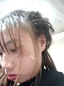 Dung-Thao19 online show from October 2025 10:49:01 AM