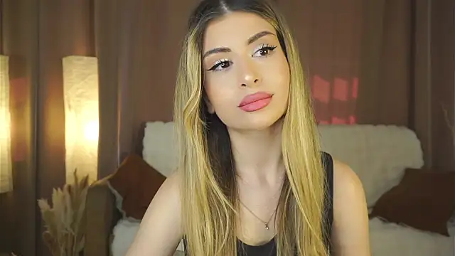 Snapshot of GeorginaHarn chatting on July 2026 08:10:01 AM GeorginaHarn online show from July 2026 08:10:01 AM
