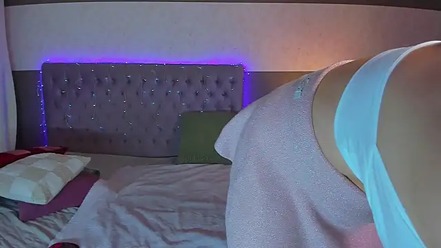 NathalyStars online show from February 2026 01:41:01 PM