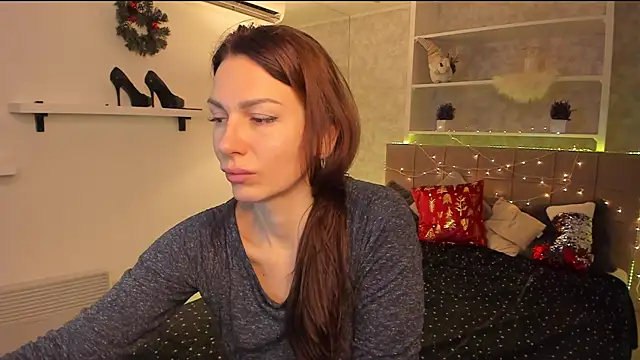 Snapshot of IsabelKiss chatting on December 2025 07:01:02 AM IsabelKiss online show from December 2025 07:01:02 AM