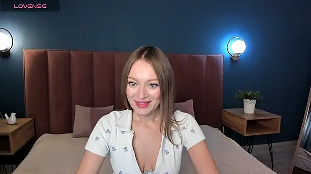 EvelynPoole online show from September 2025 01:29:02 AM