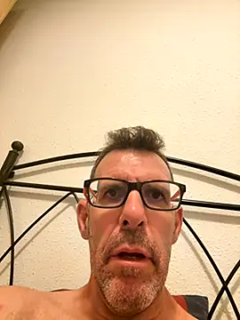 Snapshot of gigolobcn chatting on September 2025 05:40:01 AM gigolobcn online show from September 2025 05:40:01 AM