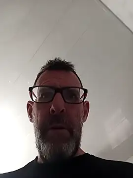 gigolobcn online show from March 2026 12:50:02 PM