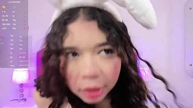 STEFANY MOLL online show from December 2025 03:45:02 AM