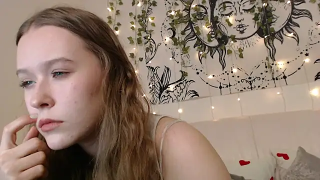 MandyMils online show from November 2025 03:23:01 PM