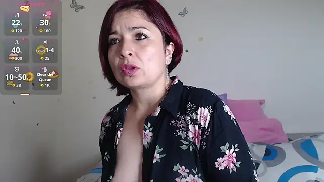 evangeline lover online show from October 2025 12:01:02 PM