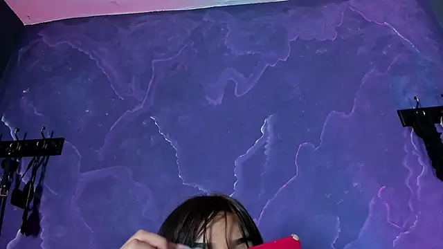 Lili milk20 online show from November 2025 07:14:01 PM