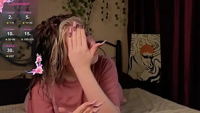 Snapshot of IrisSoCute chatting on November 2025 07:19:02 AM IrisSoCute online show from November 2025 07:19:02 AM