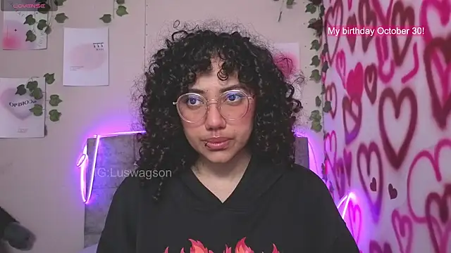 Snapshot of LuckySwagson chatting on October 2025 01:24:01 AM LuckySwagson online show from October 2025 01:24:01 AM