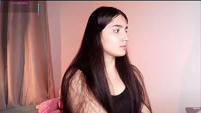 Snapshot of dulceangel__ chatting on November 2025 06:35:02 AM dulceangel online show from November 2025 06:35:02 AM