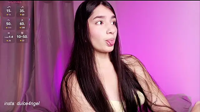 Snapshot of dulceangel__ chatting on December 2025 06:06:01 AM dulceangel online show from December 2025 06:06:01 AM