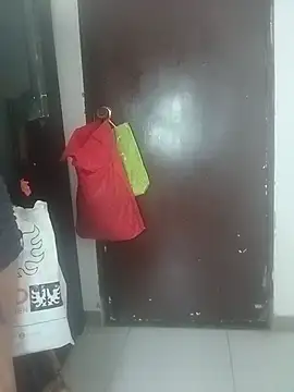 tany90 online show from February 2026 03:39:02 PM