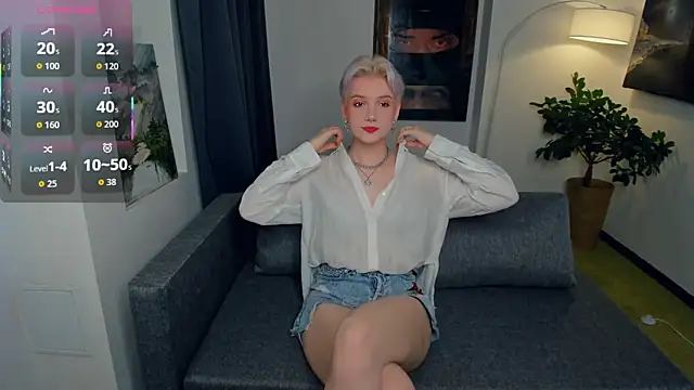 Snapshot of OdelynaAsp chatting on September 2025 11:01:02 AM OdelynaAsp online show from September 2025 11:01:02 AM