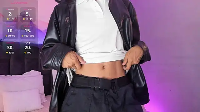 Phillicious   online show from October 2025 11:27:02 PM