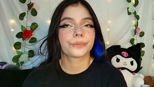 Snapshot of cutee_andrea chatting on May 2026 02:18:02 AM cutee andrea online show from May 2026 02:18:02 AM