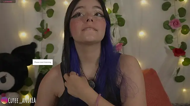 Snapshot of cutee_andrea chatting on July 2026 03:20:02 AM cutee andrea online show from July 2026 03:20:02 AM