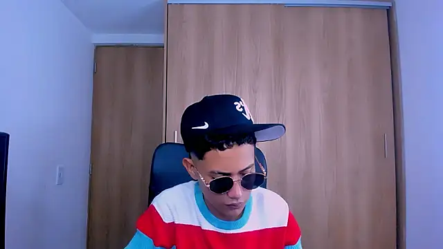 Toy boy777 online show from February 2026 09:22:01 PM