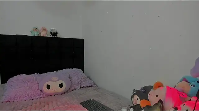 Tanit Mora online show from September 2025 04:58:02 AM