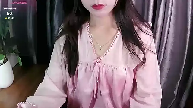 Snapshot of Mai_aug chatting on October 2025 03:16:01 PM Mai aug online show from October 2025 03:16:01 PM