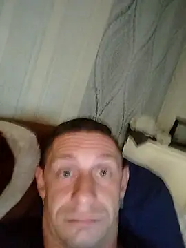 Dawidwi493  online show from October 2025 01:23:01 AM