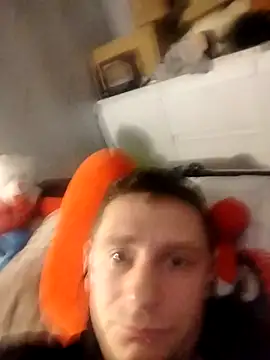 Dawidwi493  online show from January 2026 05:27:02 PM