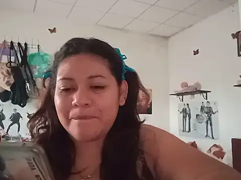 Kitty WetXxX online show from June 2026 08:18:01 PM