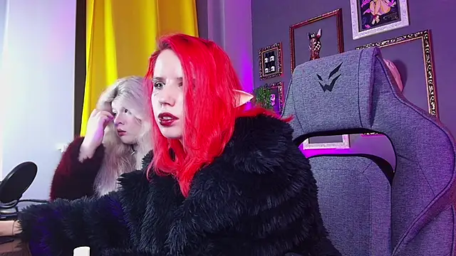 Snapshot of NitaNihil chatting on October 2025 08:10:01 PM NitaNihil online show from October 2025 08:10:01 PM