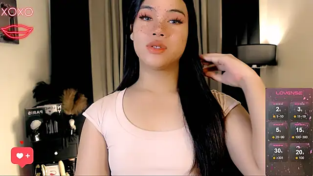 Snapshot of IamRaeganDolls69 chatting on November 2025 06:30:01 AM IamRaeganDolls69 online show from November 2025 06:30:01 AM