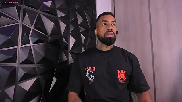 OstinDaniels online show from October 2025 10:30:01 PM