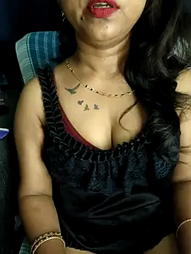 Sexy juhee online show from March 2026 03:49:01 PM