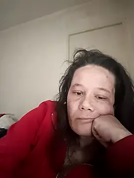 Snapshot of zeousseelphie chatting on October 2025 12:37:02 PM zeousseelphie online show from October 2025 12:37:02 PM