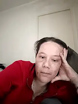 Snapshot of zeousseelphie chatting on October 2025 09:54:02 AM zeousseelphie online show from October 2025 09:54:02 AM