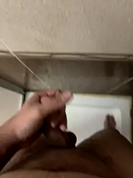 Snapshot of Erenn9972 chatting on October 2025 05:22:02 PM Erenn9972 online show from October 2025 05:22:02 PM