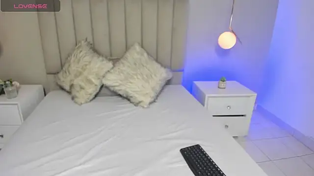 Dani rosse  online show from October 2025 12:37:01 PM