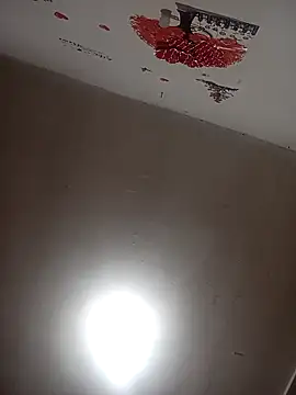 Lady 16 online show from September 2025 12:29:02 PM