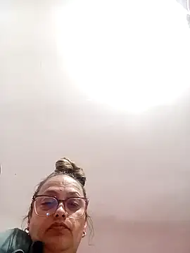 Lady 16 online show from February 2026 10:30:02 PM