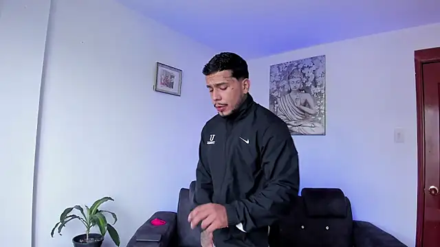 Snapshot of DeimonOficial chatting on March 2026 12:10:01 PM DeimonOficial online show from March 2026 12:10:01 PM