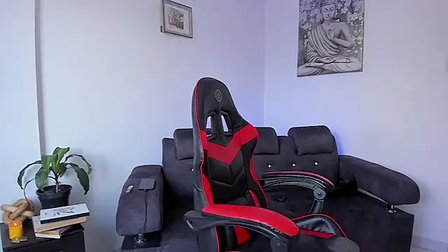 Snapshot of DeimonOficial chatting on April 2026 01:05:02 PM DeimonOficial online show from April 2026 01:05:02 PM