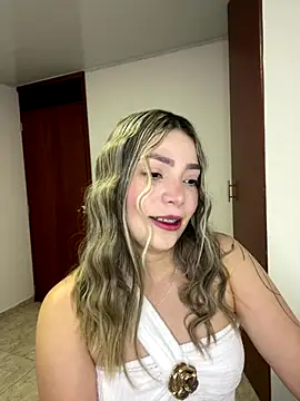 Chantel sam online show from November 2025 05:06:01 AM