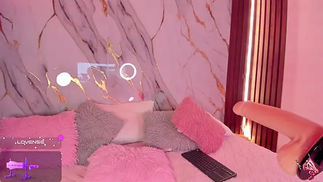 alicecute77 online show from September 2025 02:34:01 AM