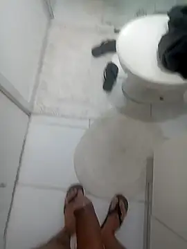 comobucetinhas online show from October 2025 06:50:01 PM