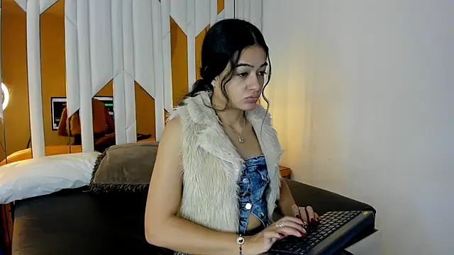 Snapshot of ValeriaPrado chatting on December 2025 07:29:02 PM ValeriaPrado online show from December 2025 07:29:02 PM