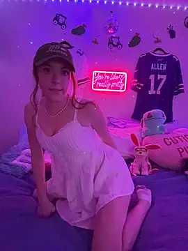 Snapshot of babygingerboo chatting on April 2026 07:35:01 AM babygingerboo online show from April 2026 07:35:01 AM